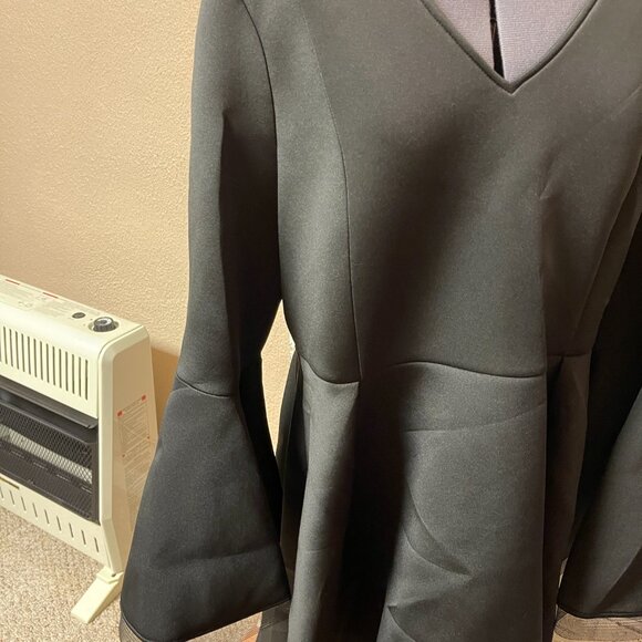 Eien USA Black Bell Sleeve Fit & Flare Dress โ 3XL โ Dramatic Flounce Hem โ Goth - Picture 3 of 10